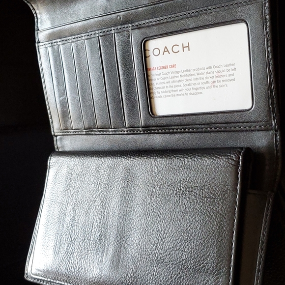 Coach wallet - Picture 4 of 4